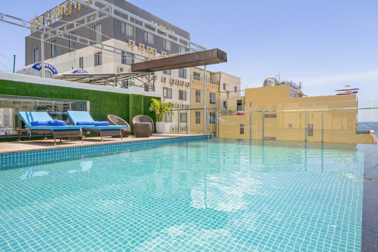 Celina Hotel & Apartment Da Nang Eksteriør bilde